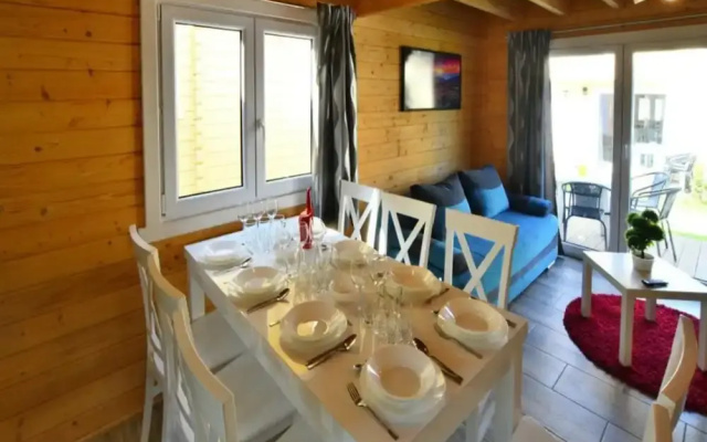 Large Holiday Homes, Pool, Sauna, Whirlpool