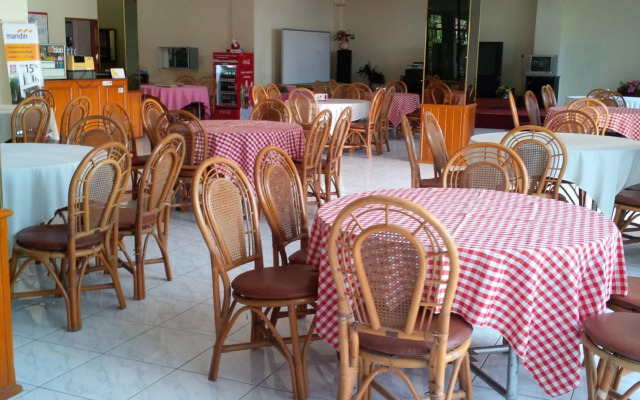 Kartika Abadi Hotel & Restaurant