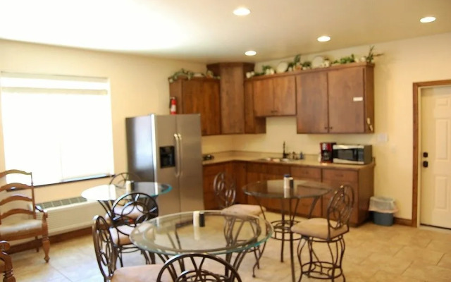 Arches Drive Bed and Breakfast