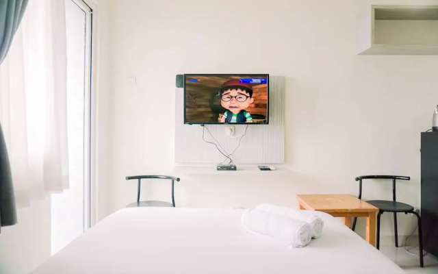 Best Deal And Enjoy Living Studio Green Pramuka City Apartment