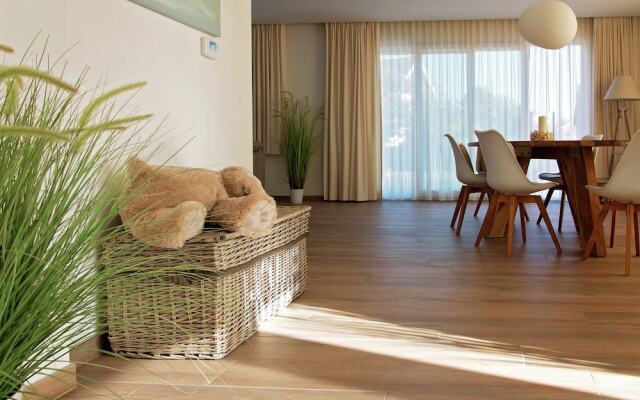 Enticing Holiday Home in Middelkerke near Sea