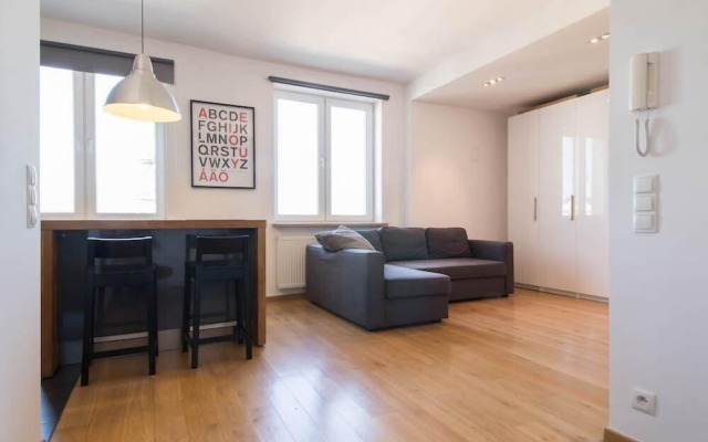 Bizzi LuxSolidarnosci Studio