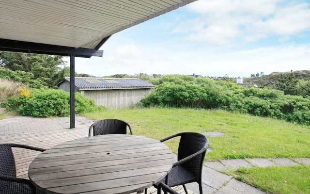 5 Person Holiday Home in Henne