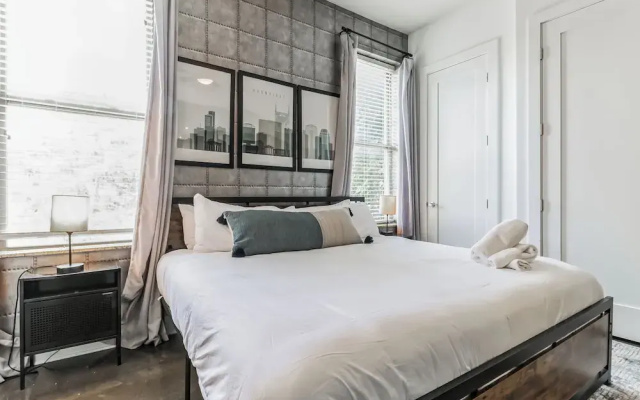 1 BDR Loft Close to Vanderbilt Hospital