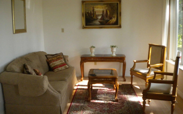 Vineyard Villa Bed & Breakfast