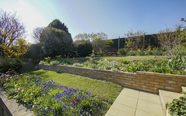 Dean Court Bungalow Parking by Brighton Holiday Lets