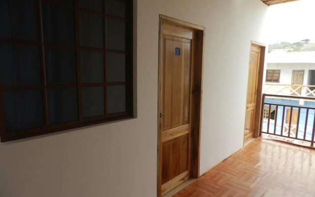 Hostal Yaku Montañita