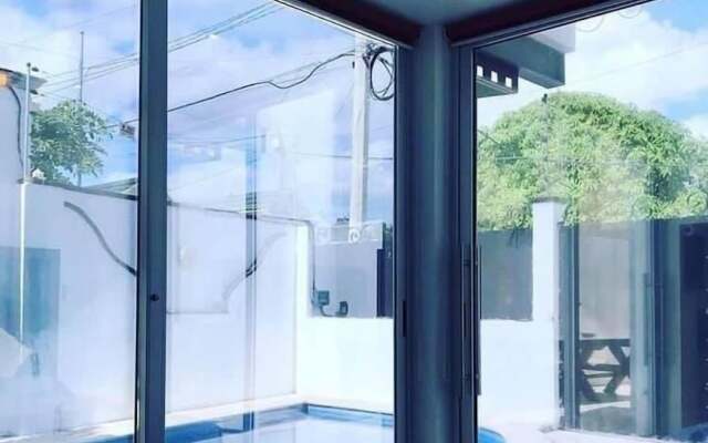 Cancún Plaza Hotel & Hostal