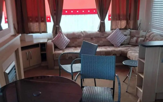 Sleep4 Cabin - Self-checkin, Free Parking, Petok