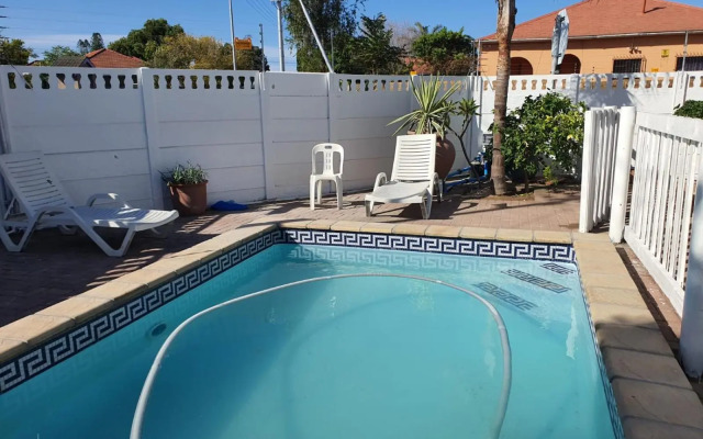 The White House Lodge