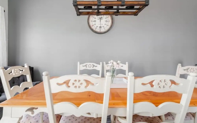 Crystal Beach Cottage