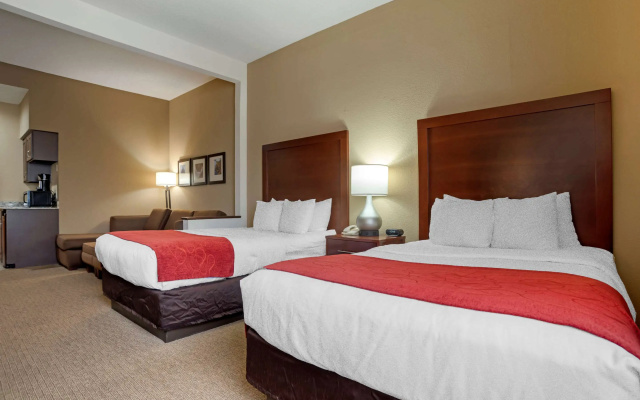 Comfort Suites Hattiesburg near University