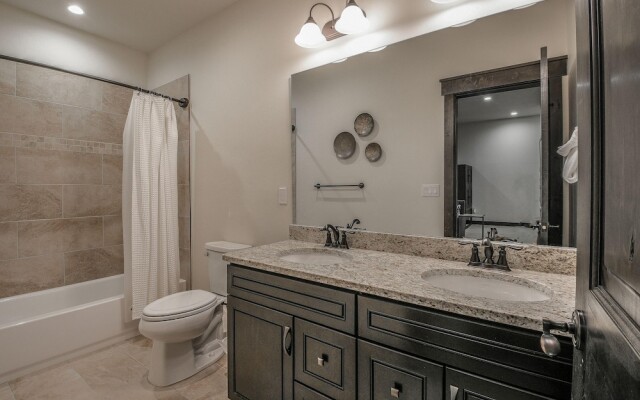 Alders 54 Outpost Dr