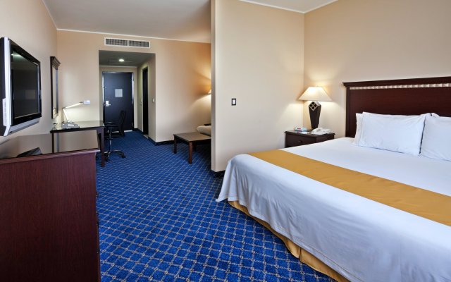 Holiday Inn Express Mexico Santa Fe by IHG