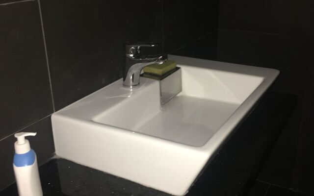 Heraklion Luxury Apartment Near Beach and the Airport