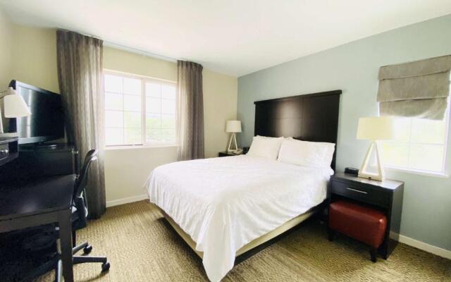 Sonesta ES Suites Dulles Airport