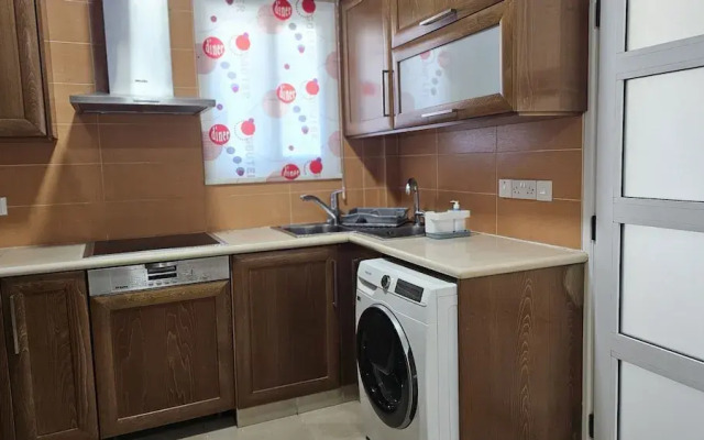 148 Lim- Stay Synergy House