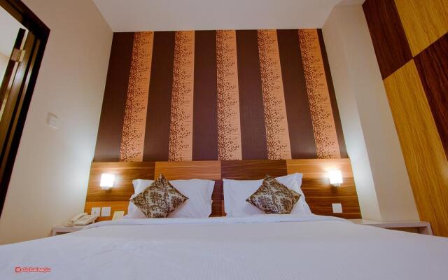 Splash Hotel