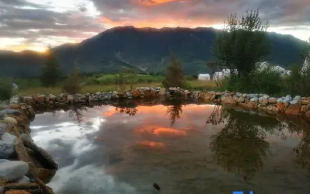 Songpan Frontier Yunding Homestay Campsite