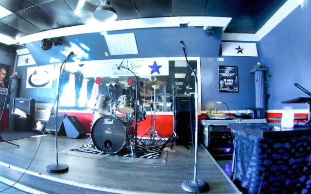 Rodeway Inn & Suites