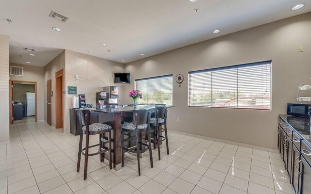 Executive Inn and Suites Cushing