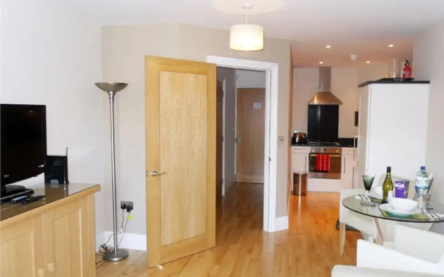 11 Talbot Court Apartment