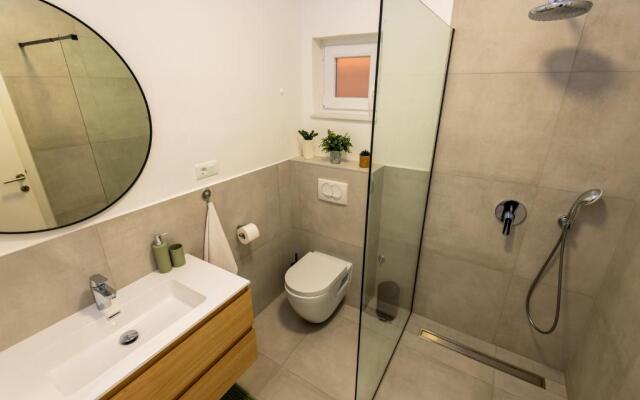 Archipelago Apartment