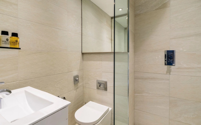 The Knaresborough by Aura Collection