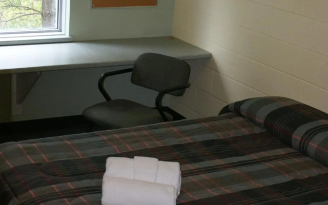 Residence & Conference Centre - Sudbury West