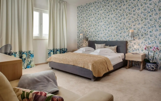 Boban Luxury Suites