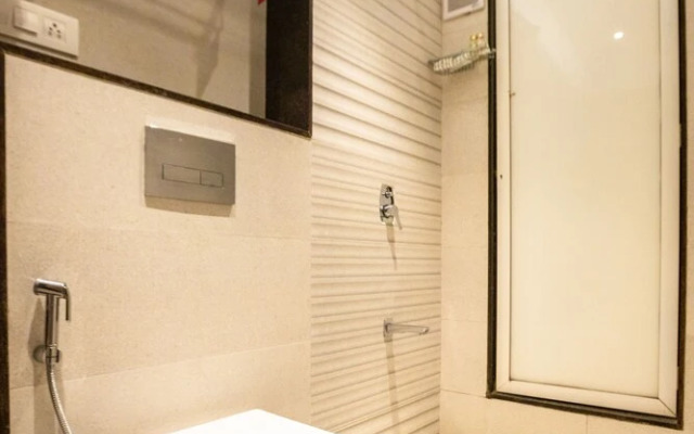Hotel Pacific Residency