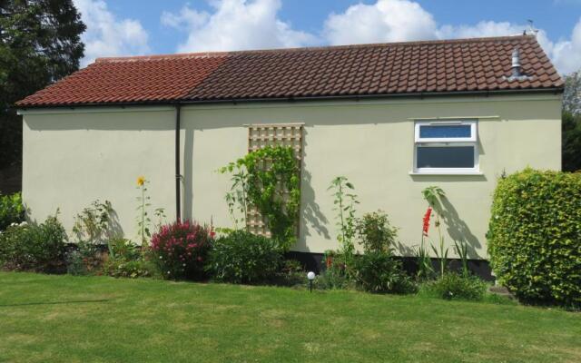 Apple Tree Corner Apartment