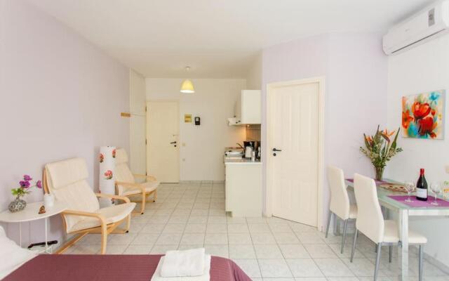 Halepa Apartments