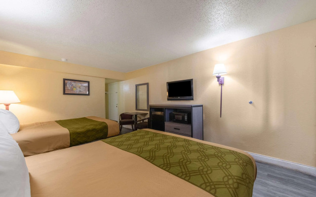 Econo Lodge San Marcos University Area