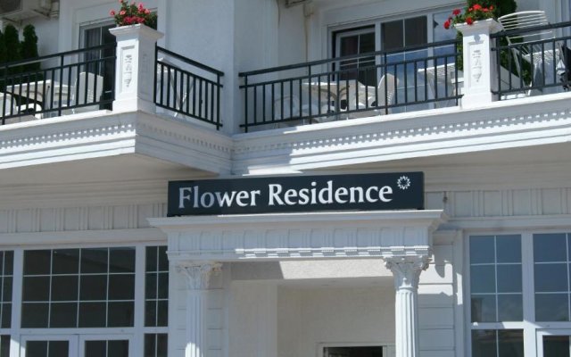 Apartments Flower Residence