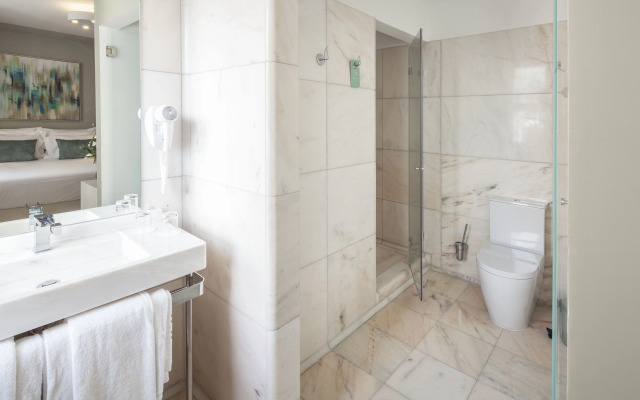 Luzeiros Suites
