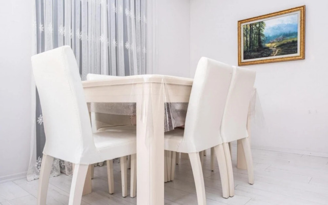 Central Flat Near Trendy Attractions in Kadikoy