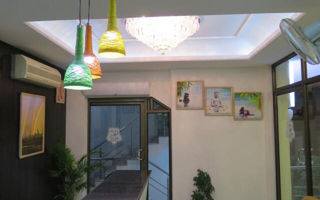 Kesar D'Villa