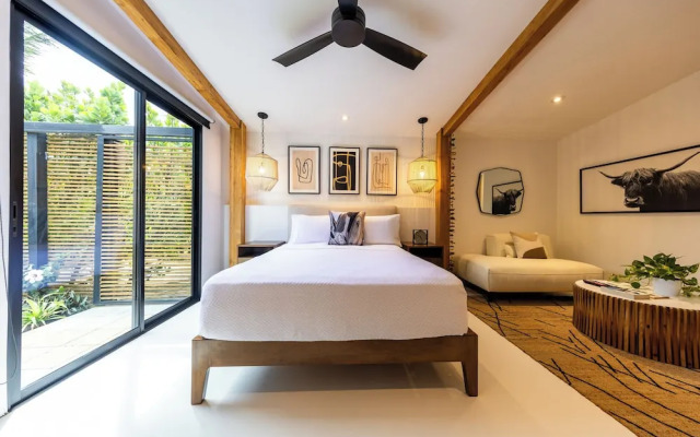 Wanderust Suites