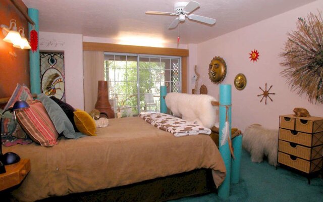 Wikiup Bed & Breakfast