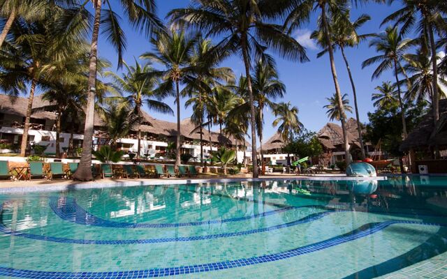 Paradise Beach Resort