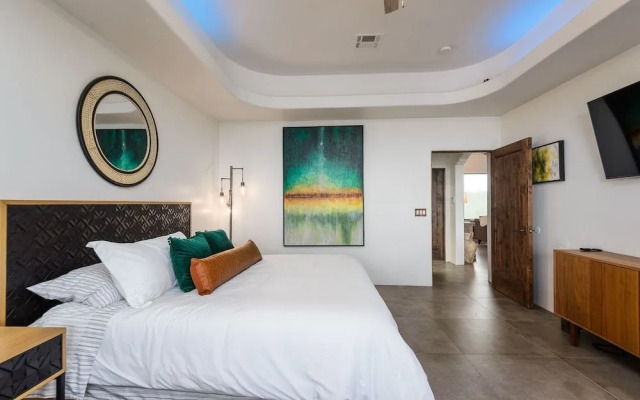 Casa Serenity 4 Bedroom Home by RedAwning