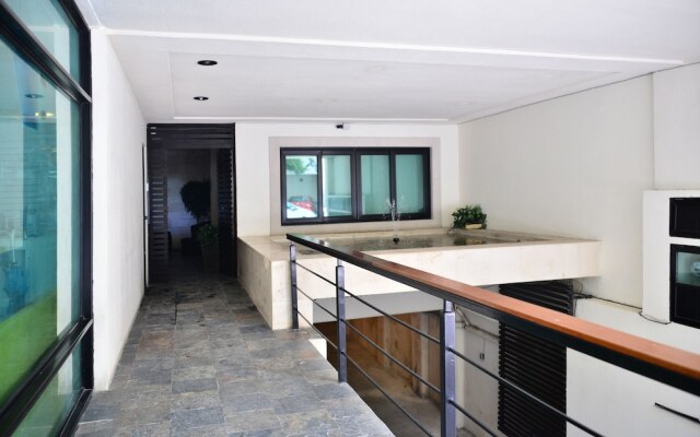 Lotus-6 by Playa District