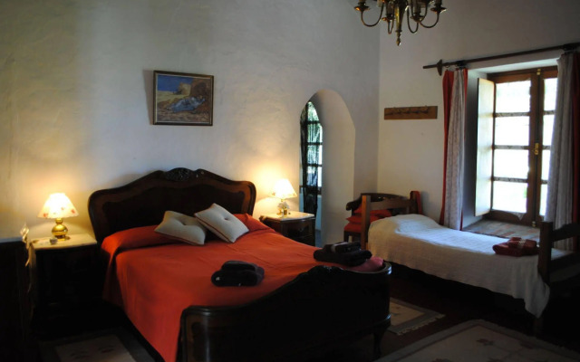 Estancia Aguila Blanca