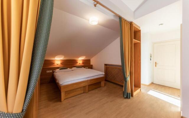 Hotel & Appartements Strobl