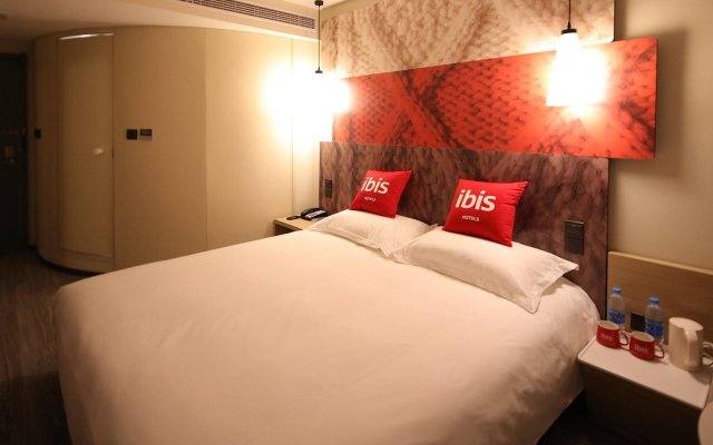 Ibis Shanghai Changshou