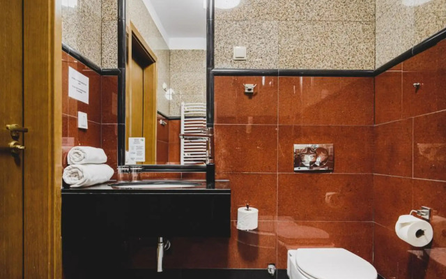 Hotel Solaris