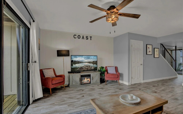 Fishermans Friend! - Coastal Condo - Views Await!