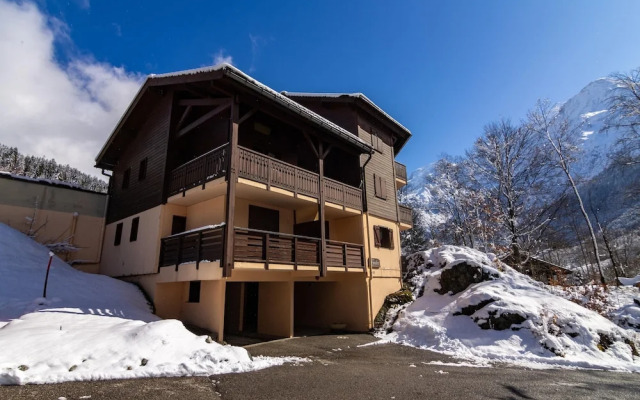 R Sidence Le Ch Teau - D86