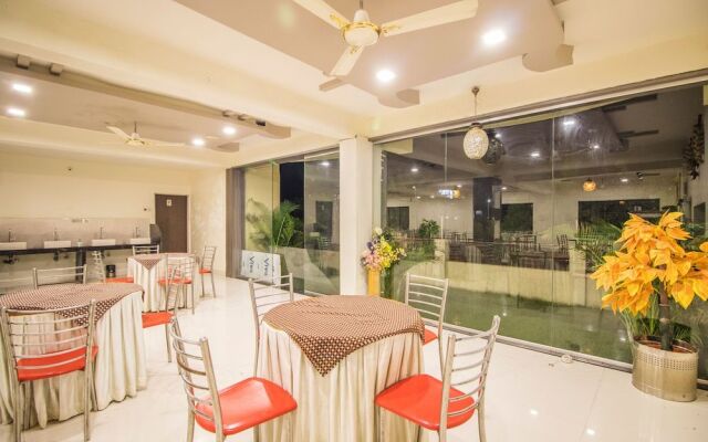 Hotel Yogiraj Palace